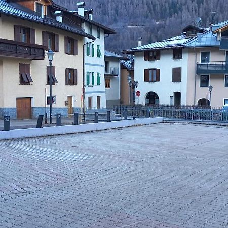 Appartamento En Mez Al Paes Dimaro Exterior foto